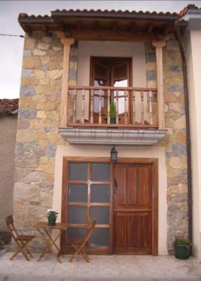 Casa Rural La Casina Villa Sariego Exterior foto